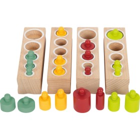 Jeu d’emboitement multicolore, d’inspiration Montessori en bois