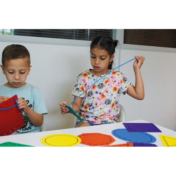 Grandes formes géométriques à lacer