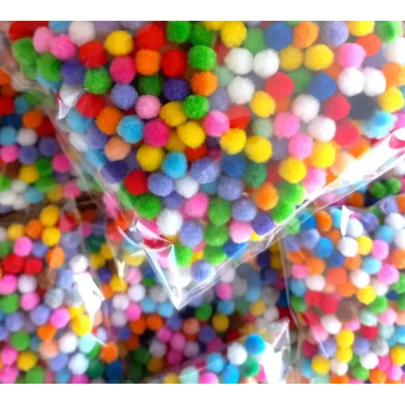 500 pompons velours 8 mm en 12 couleurs – dénombrement et tri en maternelle