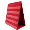 Présentoir chevalet rouge à pochettes replié pour gagner de la place sur le bureau